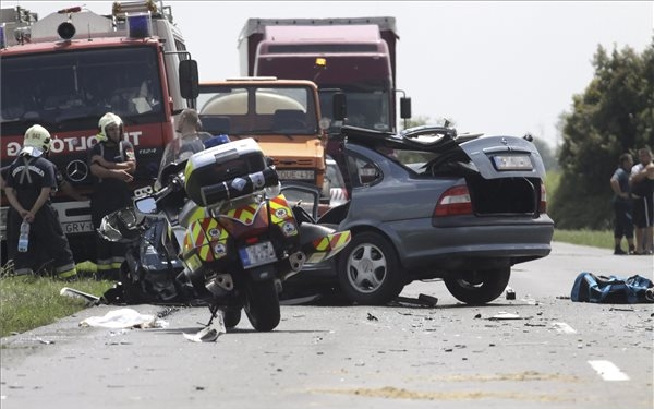 Halálos baleset a 64-es főúton Dégnél 