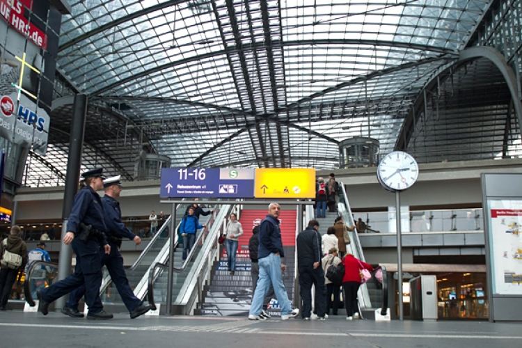 Hatástalanították a berlini főpályaudvarnál talált bombát